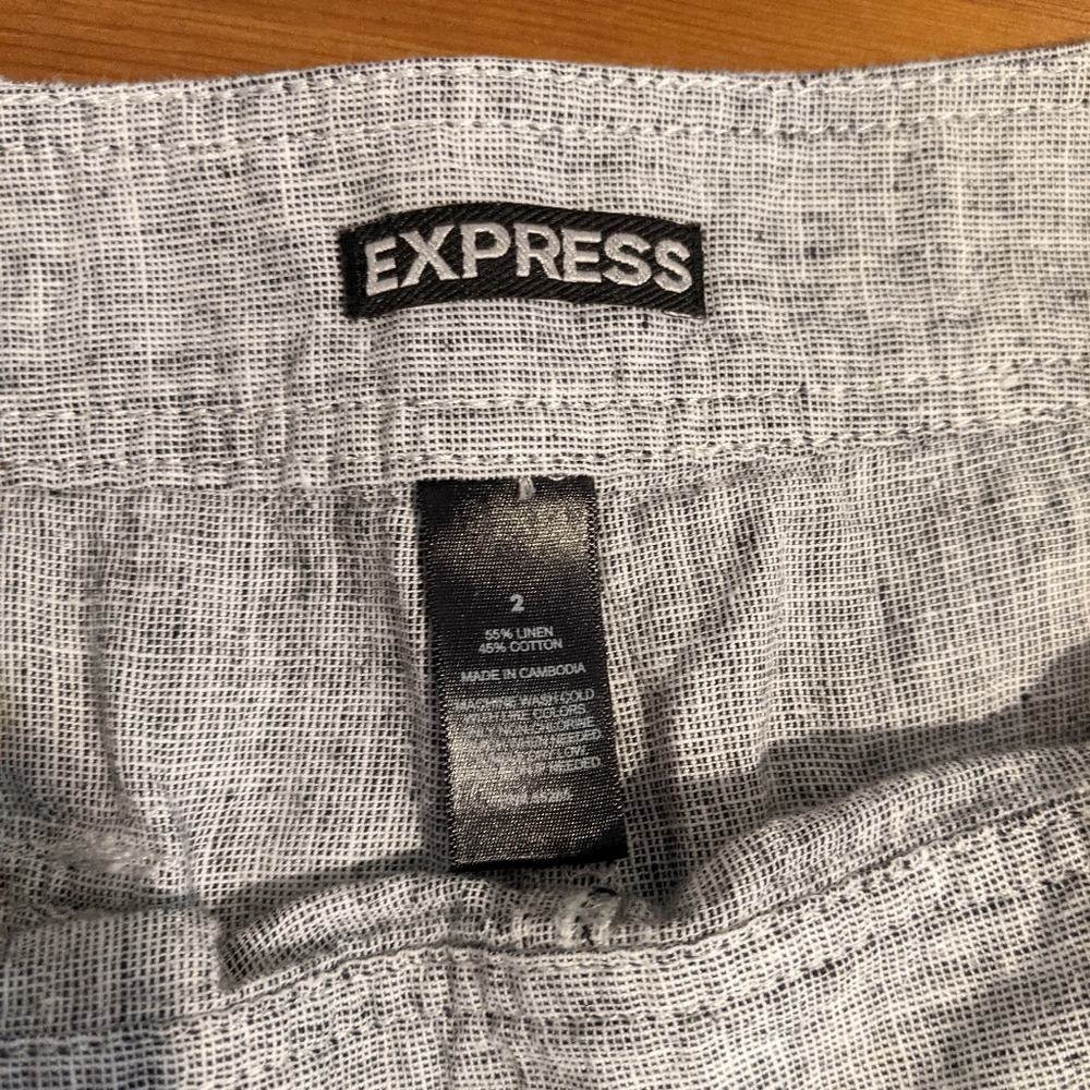 Express Linen Shorts - Picture 3 of 5